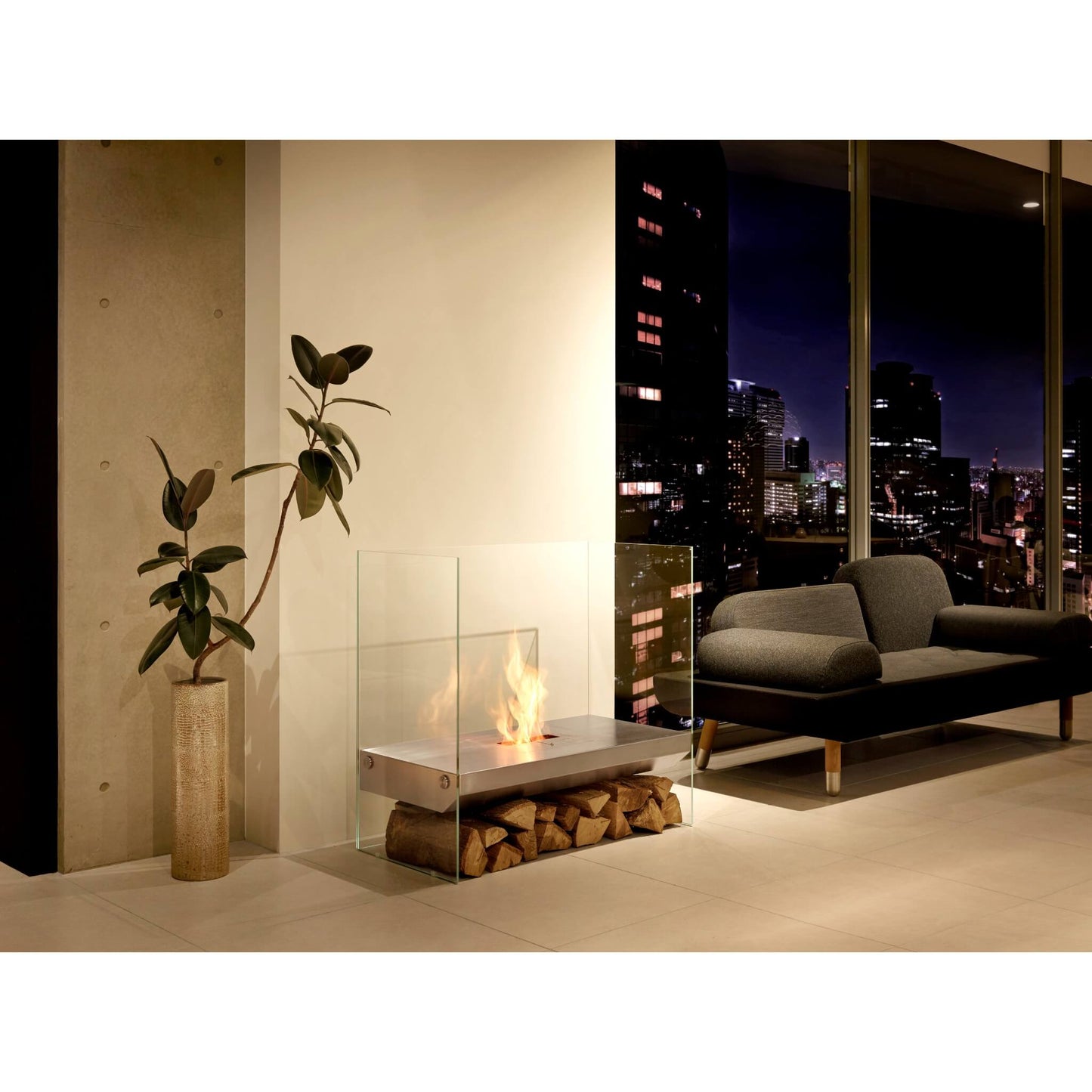 Ecosmart Igloo Freestanding Glass Bioethanol Fireplace